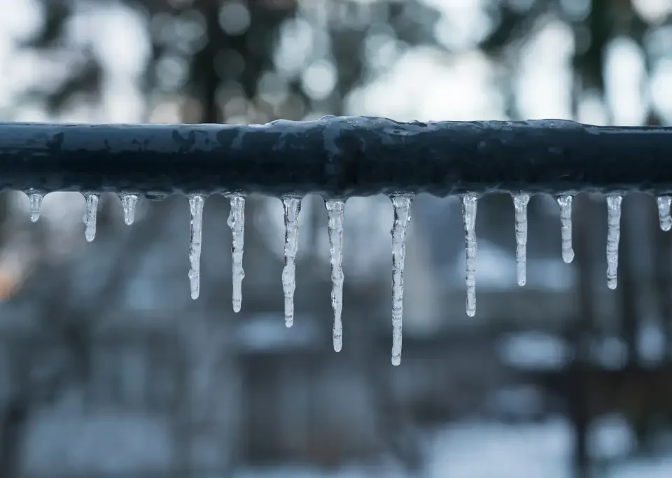 How to Prevent Frozen Pipes During UK Winters